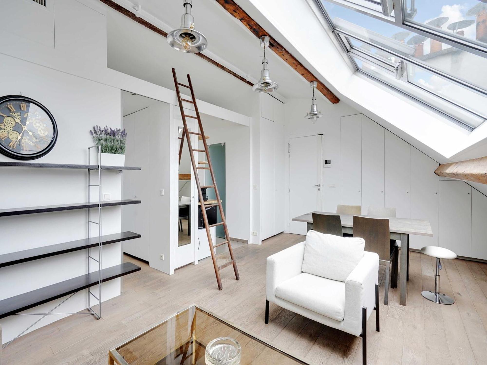 Moderne - 1br- 4p- Montmartre Parigi